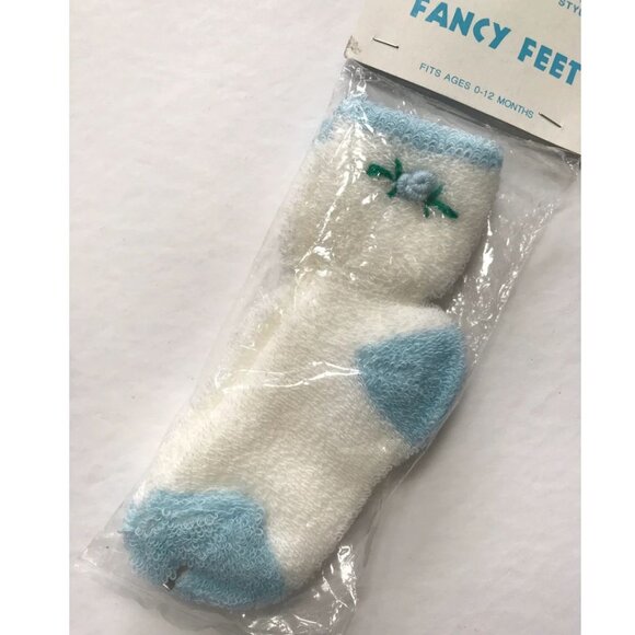 Vintage Pair of Baby Fancy Feet Socks Booties Blue and White 80s 90s - Picture 2 of 4